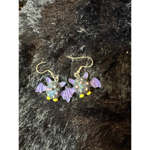 Halloween Bat & Spider Earring Set With Black Bat Ring - Picture 4 of 5